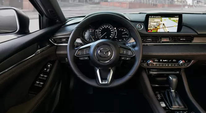 Mazda 6: особенности седана, комплектации и выбор версии